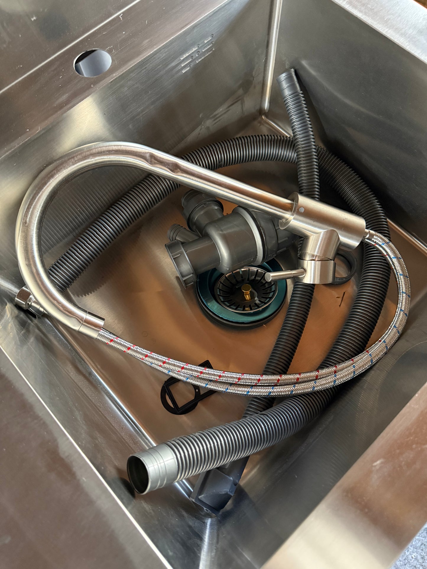 RBW0 SC188-2 Outdoor Sink