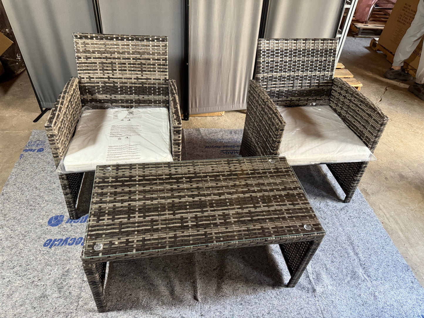RBW0 GJ-0036 Outdoor Two Chairs and One Table Set