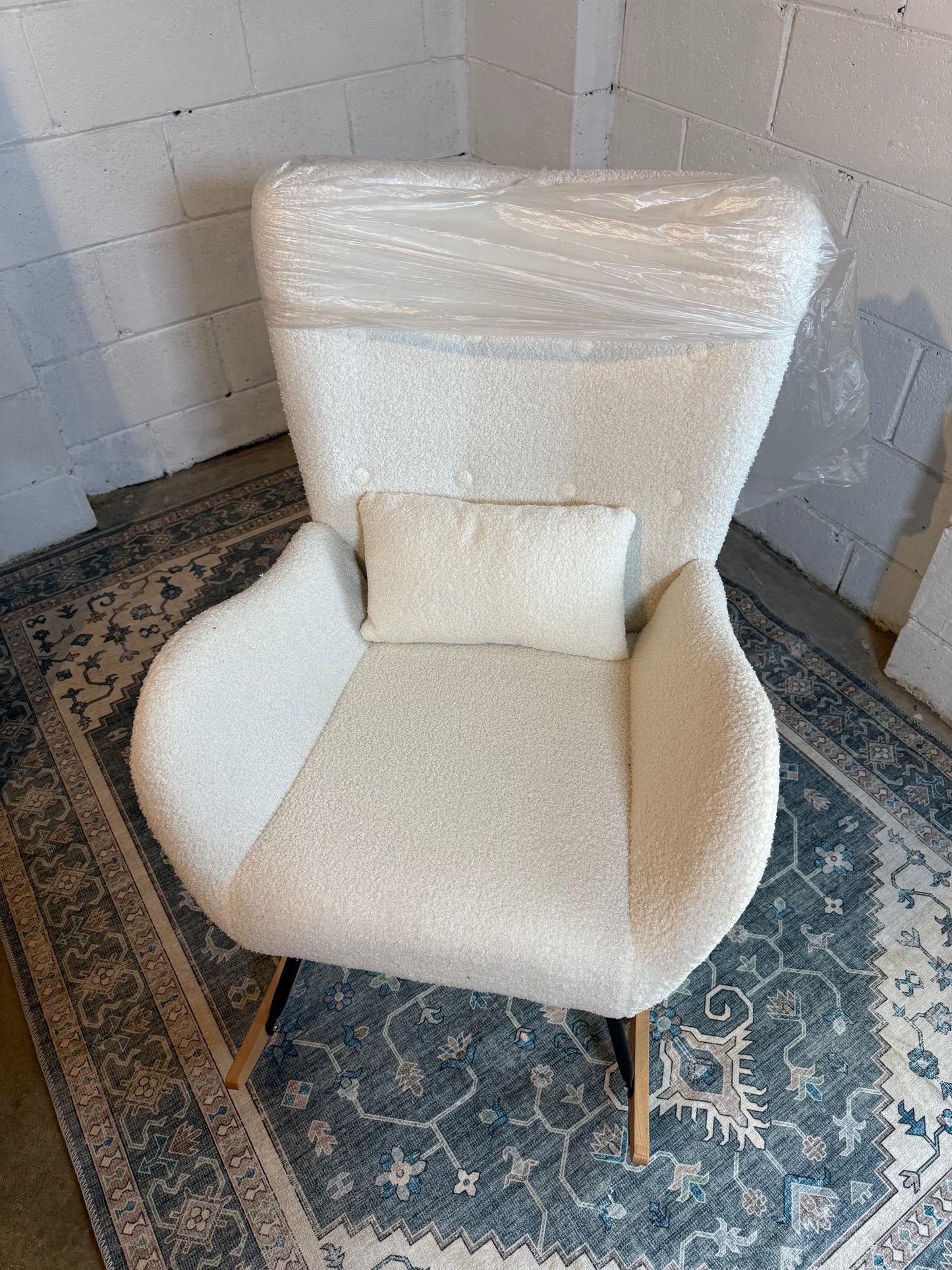 RBW0 RVTED-RC-WHT Rocking Chair