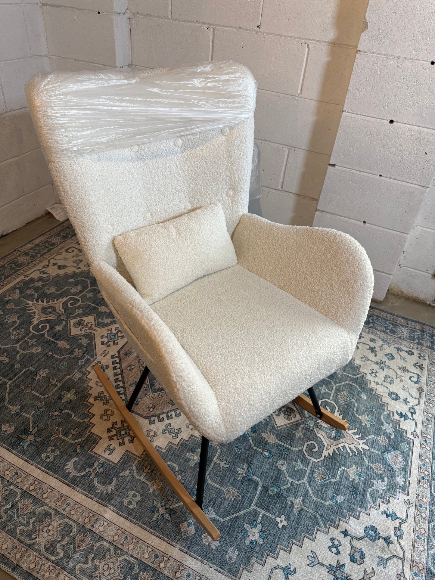 RBW0 RVTED-RC-WHT Rocking Chair