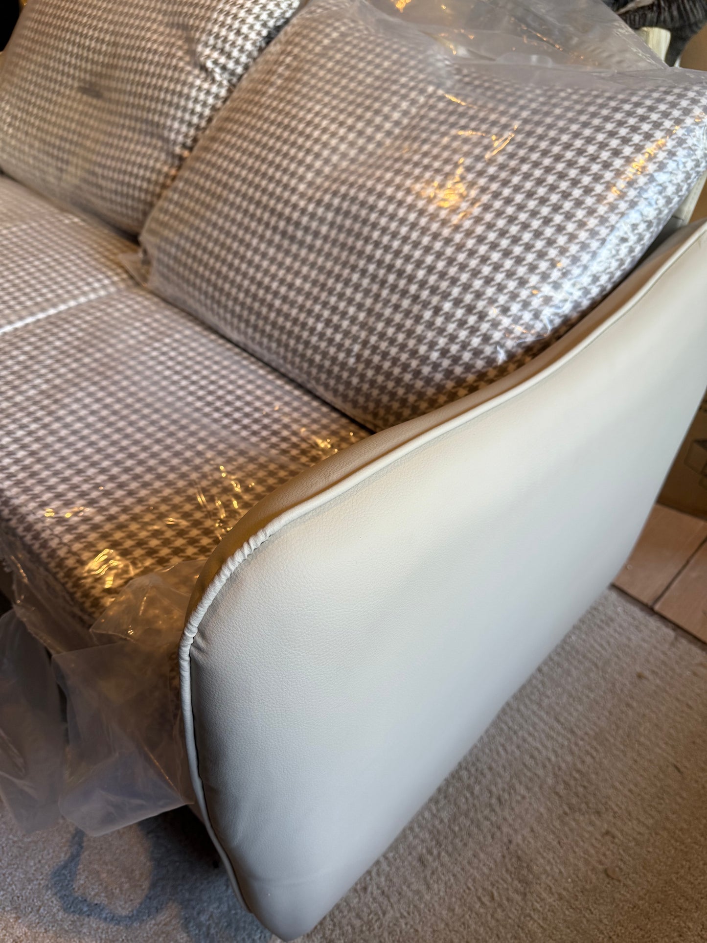 RBW0 SFAA01BG Loveseat