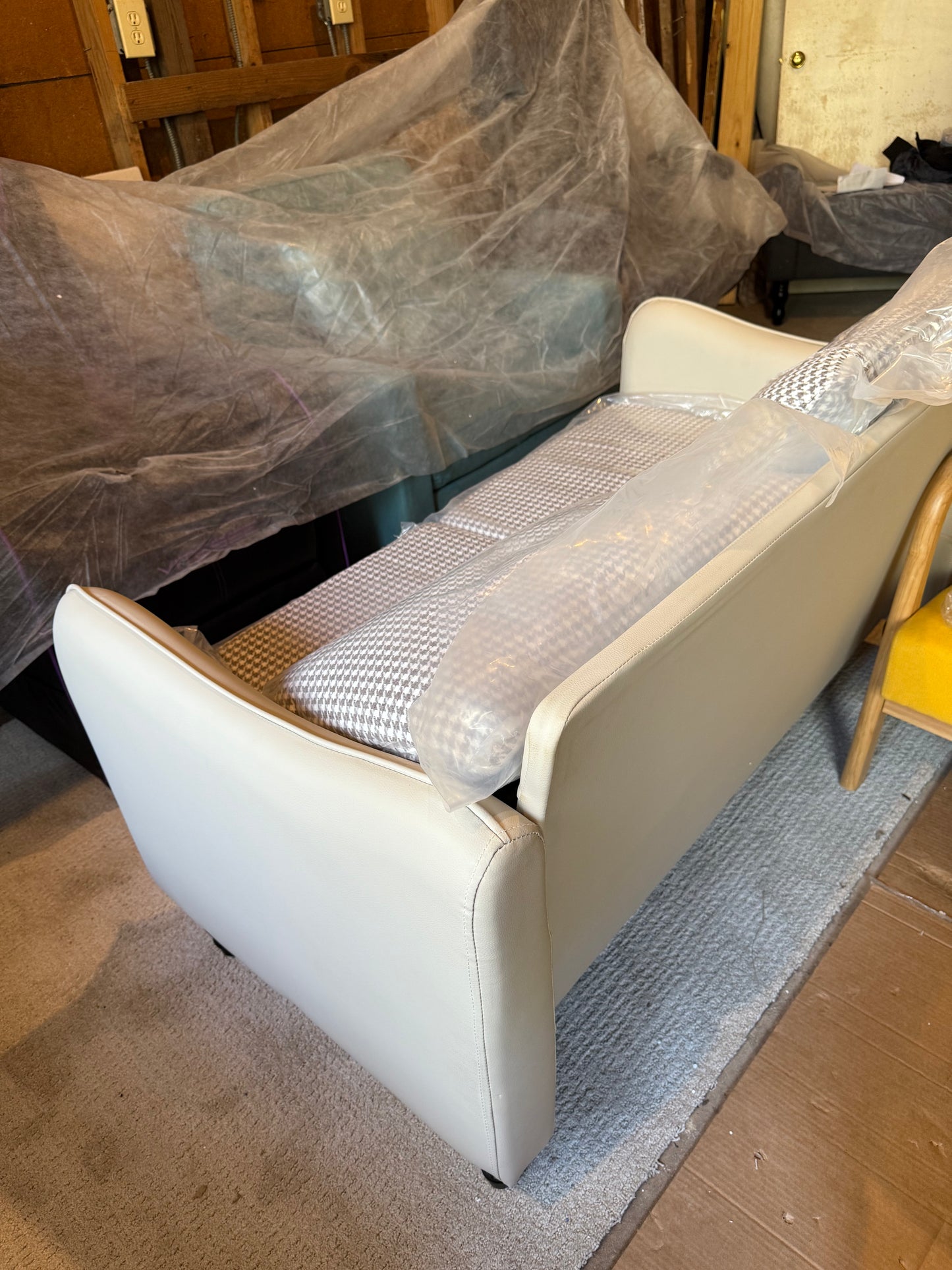 RBW0 SFAA01BG Loveseat