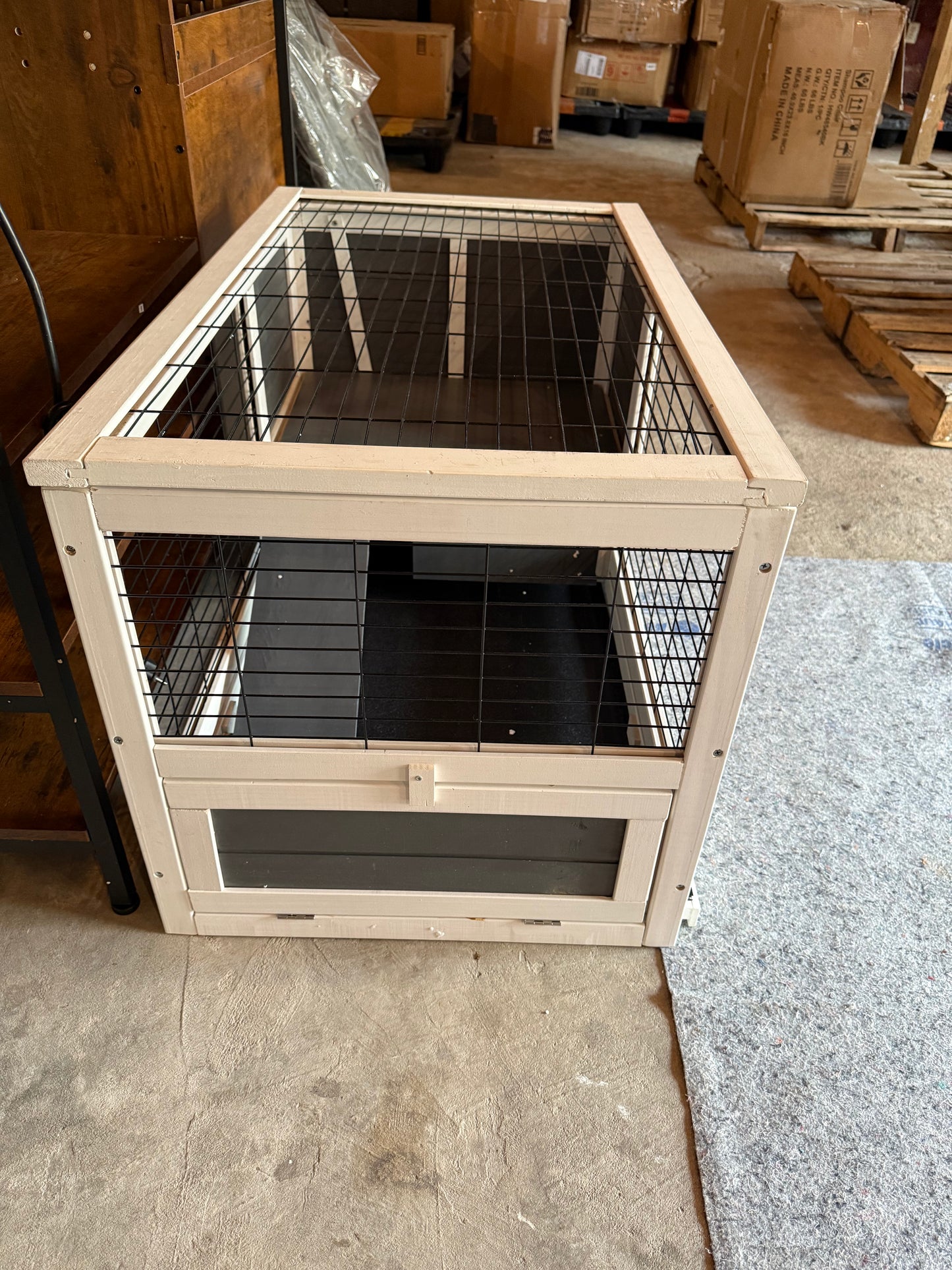 RBW0 SS20004_3 Wooden Rabbit Hutch