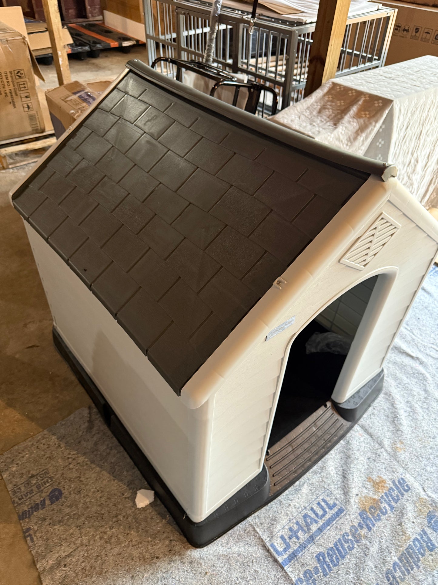 42 inch Plastic Dog House Outdoor Indoor for Small Medium Large Dogs,Waterproof Dog Houses with Elevated Floor and Air Vents,Durable Ventilate & Easy Clean and Assemble