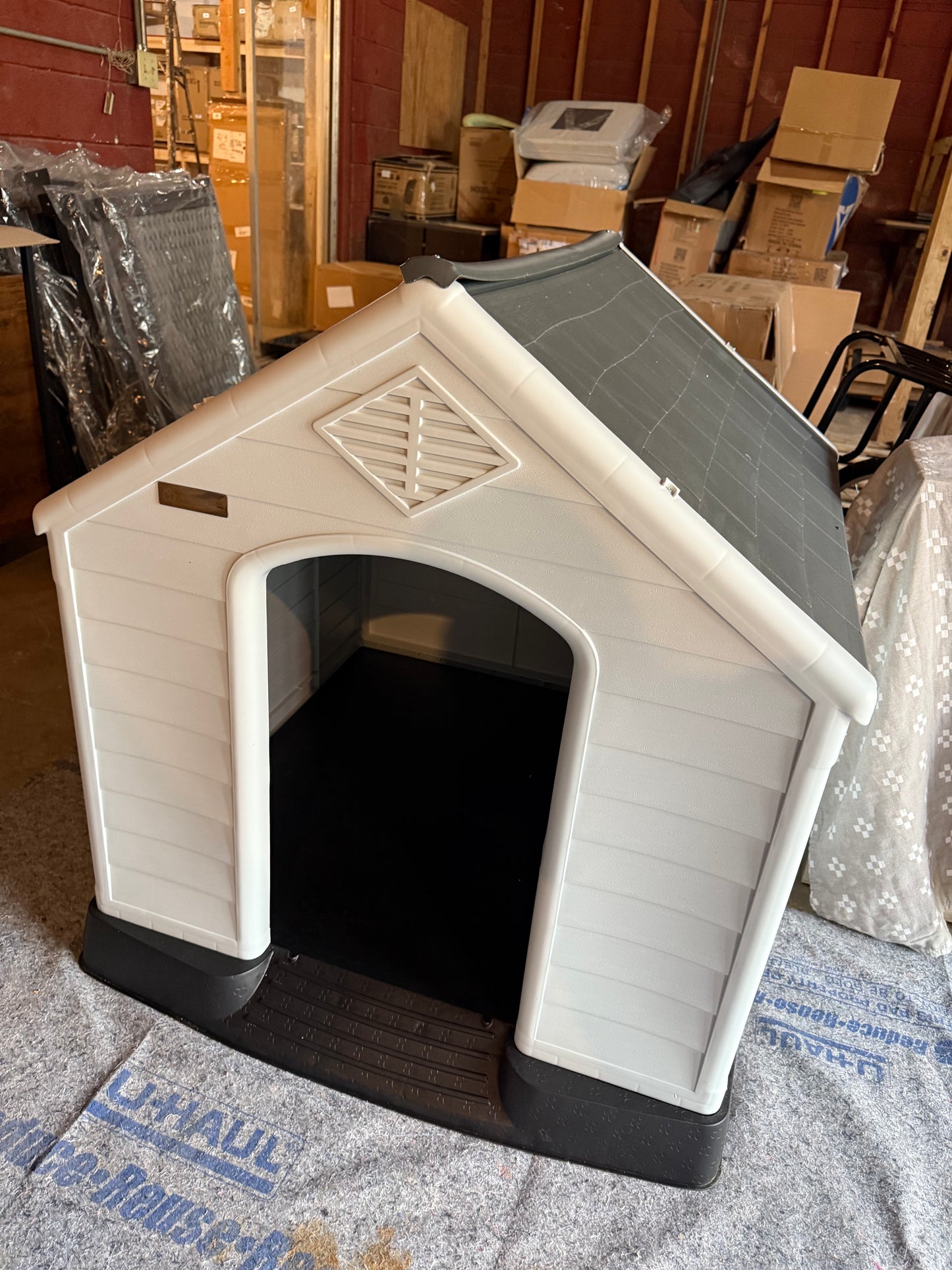 42 inch Plastic Dog House Outdoor Indoor for Small Medium Large Dogs,Waterproof Dog Houses with Elevated Floor and Air Vents,Durable Ventilate & Easy Clean and Assemble