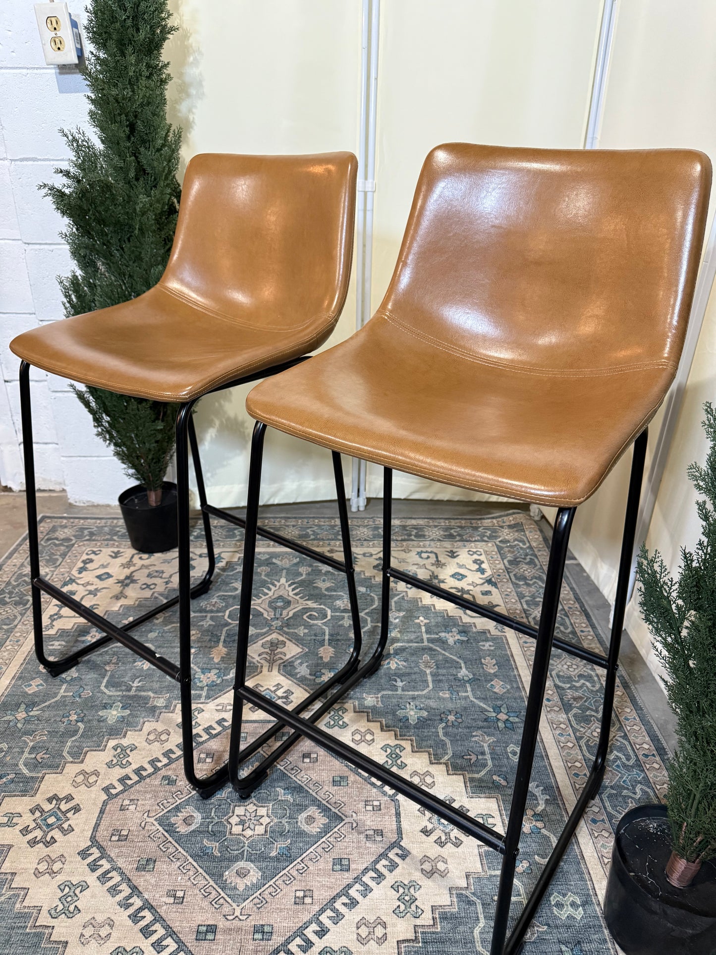 RBW0 28-ASDC-BRN BAR STOOL