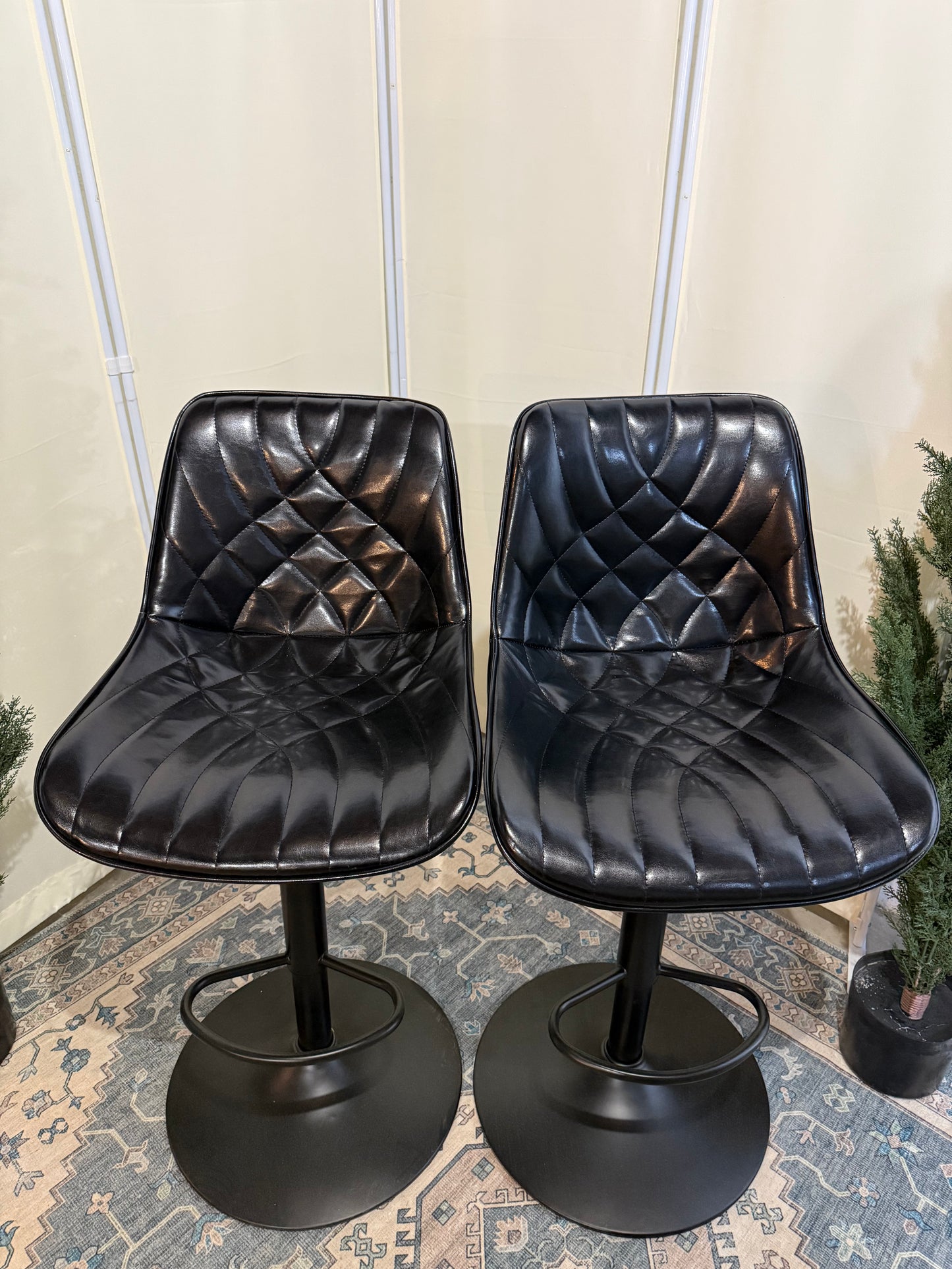 Adjustable Swivel Bar Stools Set of 2, Counter Height PU Leather Bar Stool with Back and footrest, Modern Upholstered Pub Bar Stools for Kitchen Island, 350 LBS Capacity