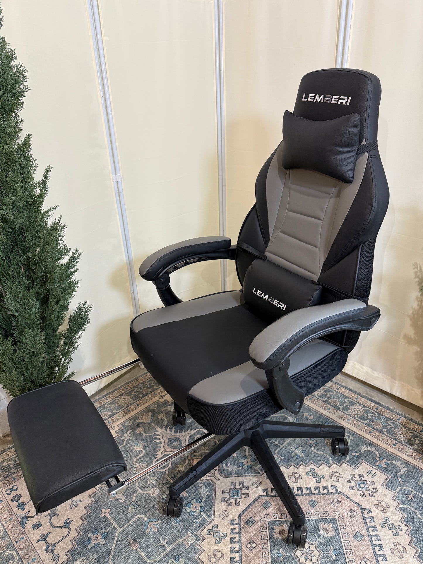 Gaming Chairs with Footrest,Ergonomic Video Game Chairs for Adults,Big and Tall Chair 400lb Weight Capacity, Racing Style Computer Gamer Chair with Headrest and Lumbar Support
