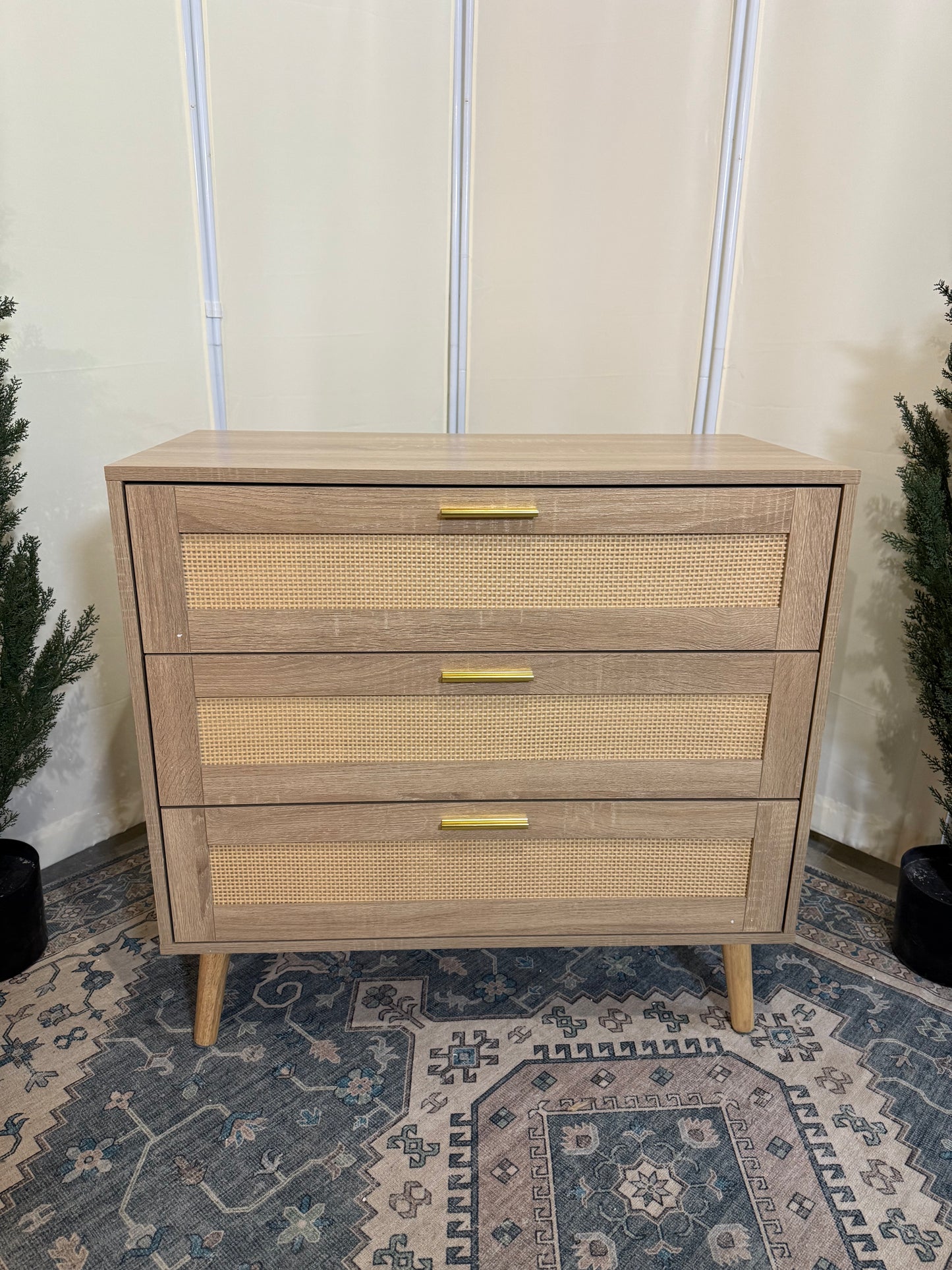 3 Drawer Dresser for Bedroom, Rattan Chest of Dressers, Boho Rattan Dresser Modern Wood Chest of Drawers with Golden Handles, Beside Table for Entryway, Living Room, Hallway, Bedroom (3 Drawers)