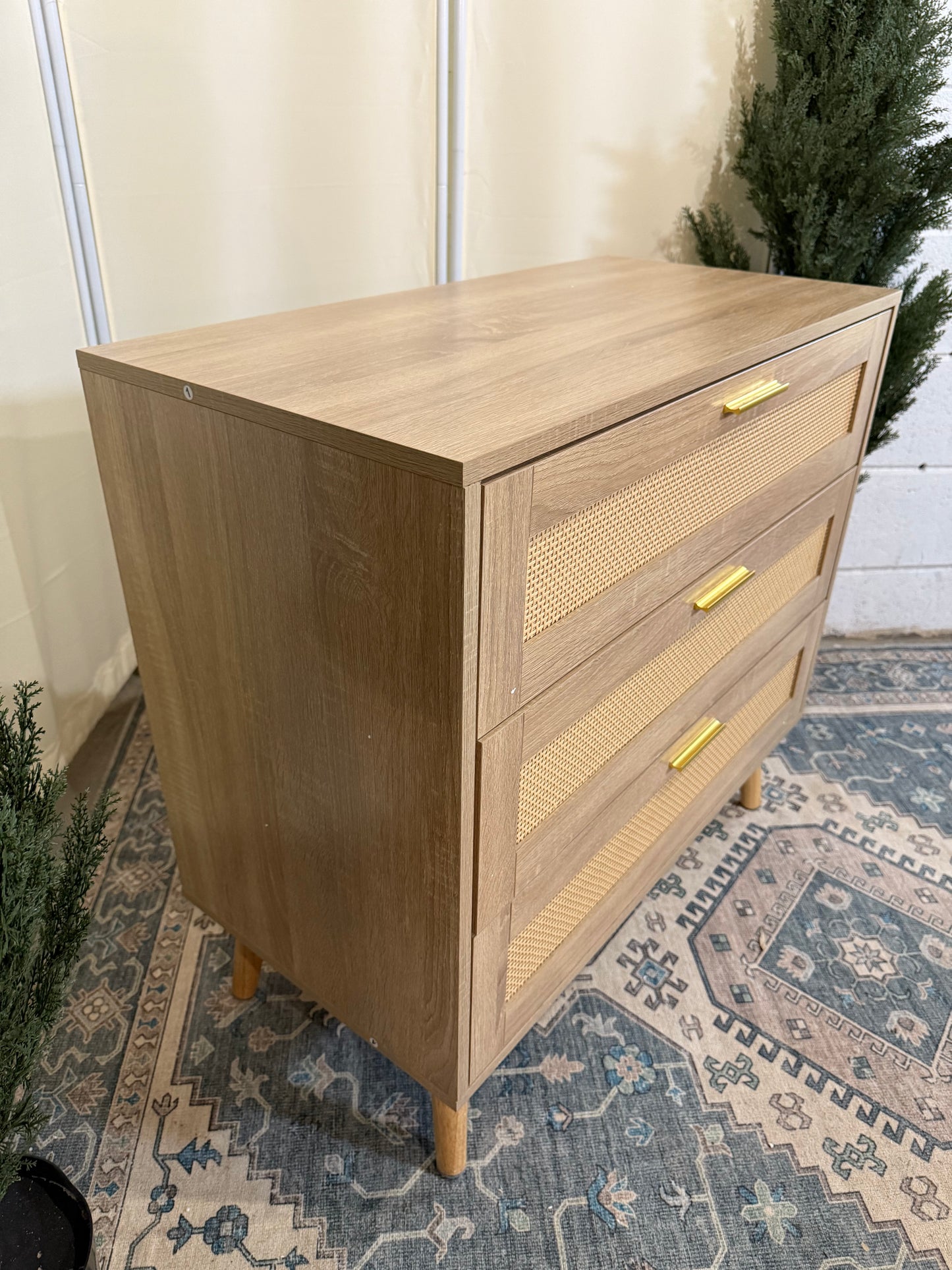3 Drawer Dresser for Bedroom, Rattan Chest of Dressers, Boho Rattan Dresser Modern Wood Chest of Drawers with Golden Handles, Beside Table for Entryway, Living Room, Hallway, Bedroom (3 Drawers)