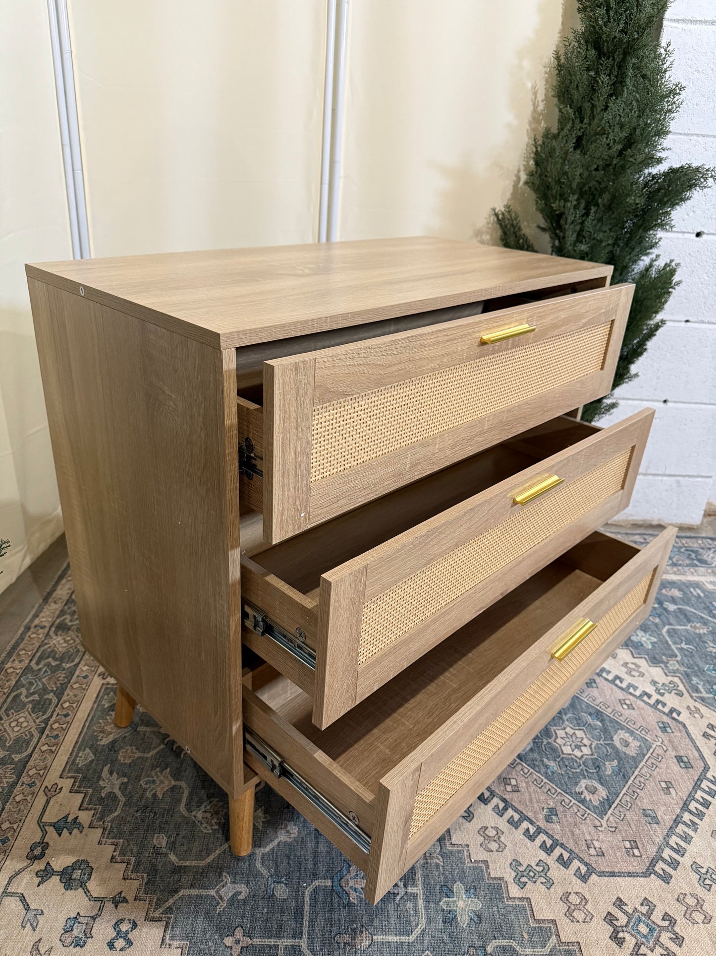 3 Drawer Dresser for Bedroom, Rattan Chest of Dressers, Boho Rattan Dresser Modern Wood Chest of Drawers with Golden Handles, Beside Table for Entryway, Living Room, Hallway, Bedroom (3 Drawers)