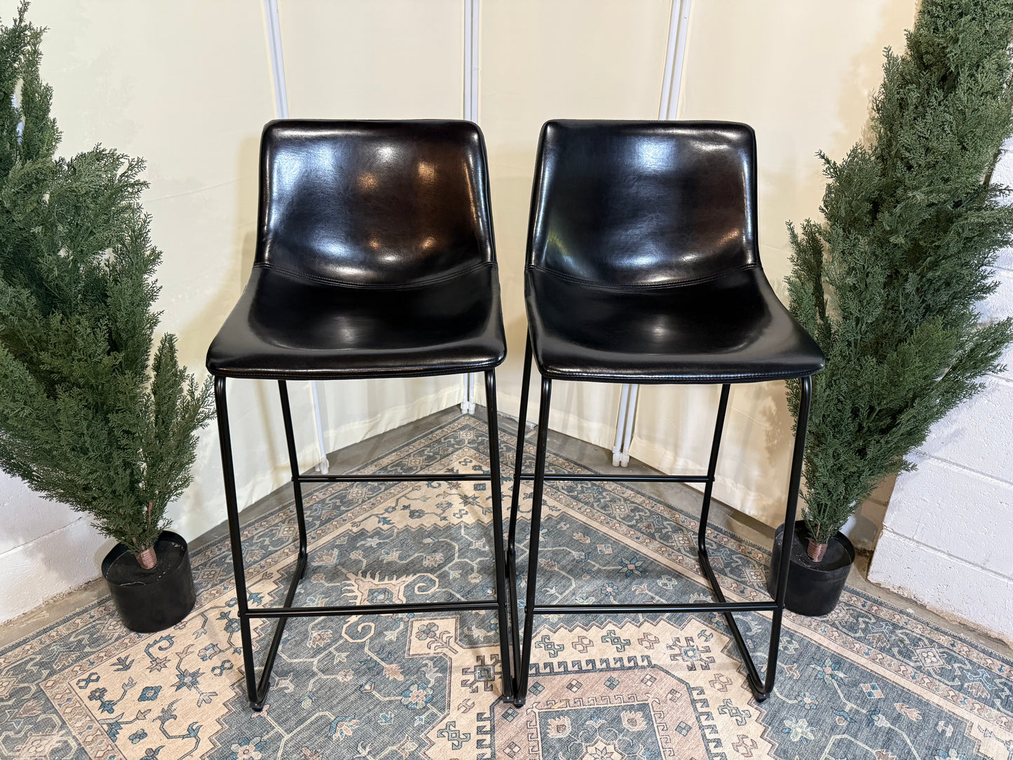 30 inch Bar Stools Set of 2,Counter Height Bar Stools with Back, Modern PU Leather Stools with Metal Leg and Footrest (Black, 2 Pcs 30" Counter Height Barstools)