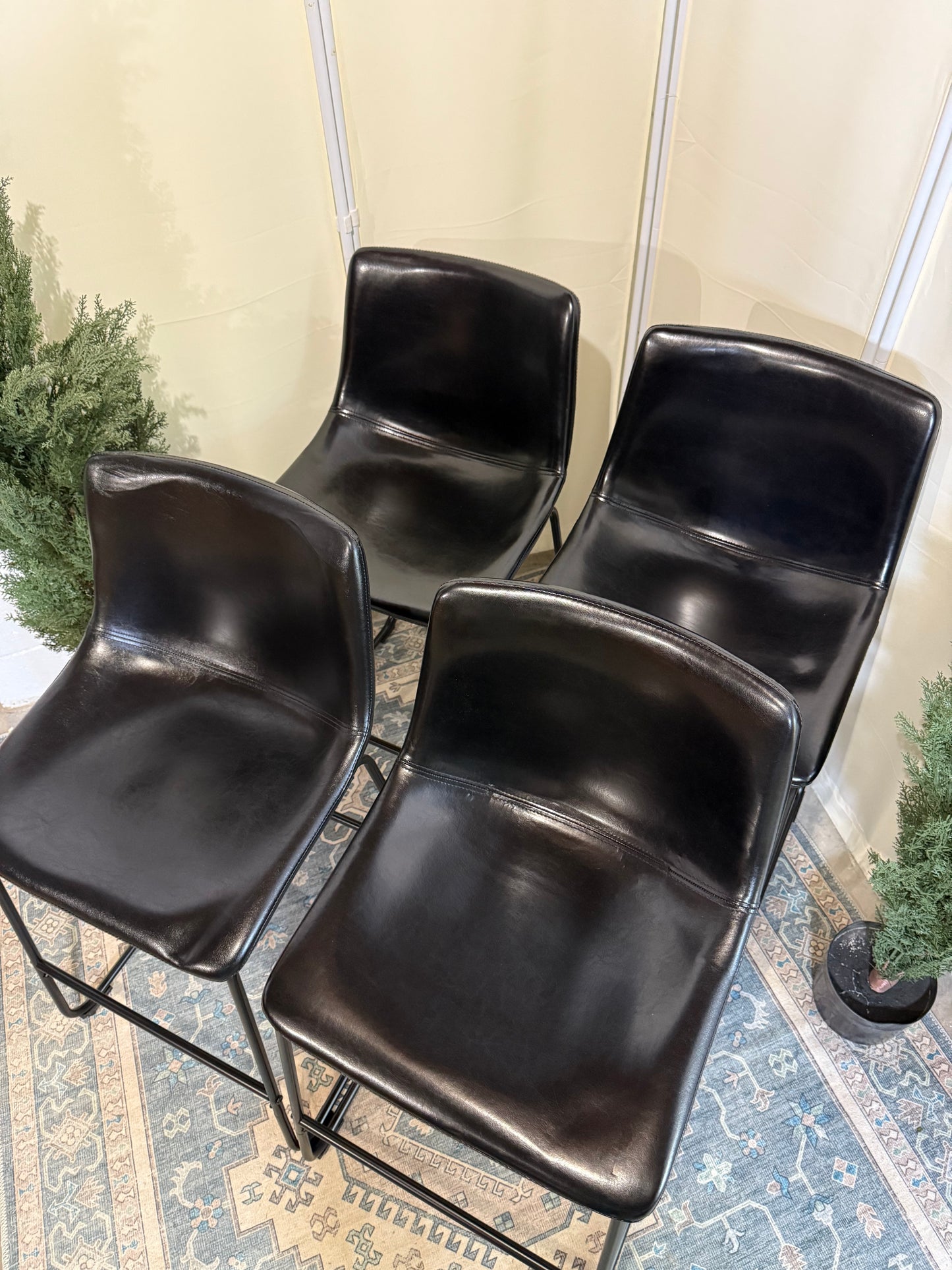 26 inch Bar Stools Set of 4, Modern Counter Height Bar Stools, Faux Leather Barstool with Back and Metal Leg, Armless Bar Chairs for Kitchen Island (Black, 4pcs 26")