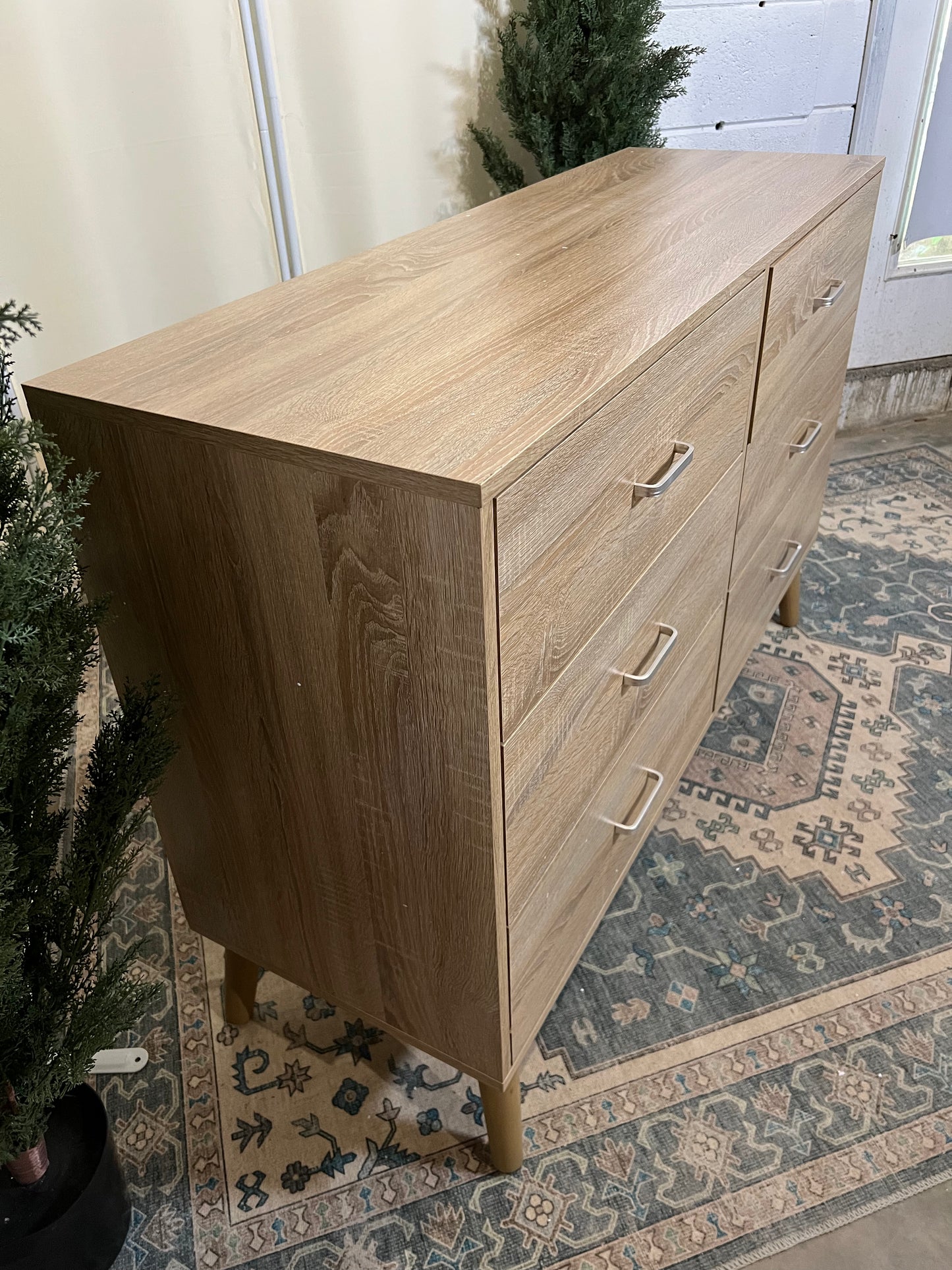 Wood Dresser for Bedroom, 6 Drawer Dresser with Metal Handles, Mid Century Modern Dresser Double Chest of Drawer (Light Oak)