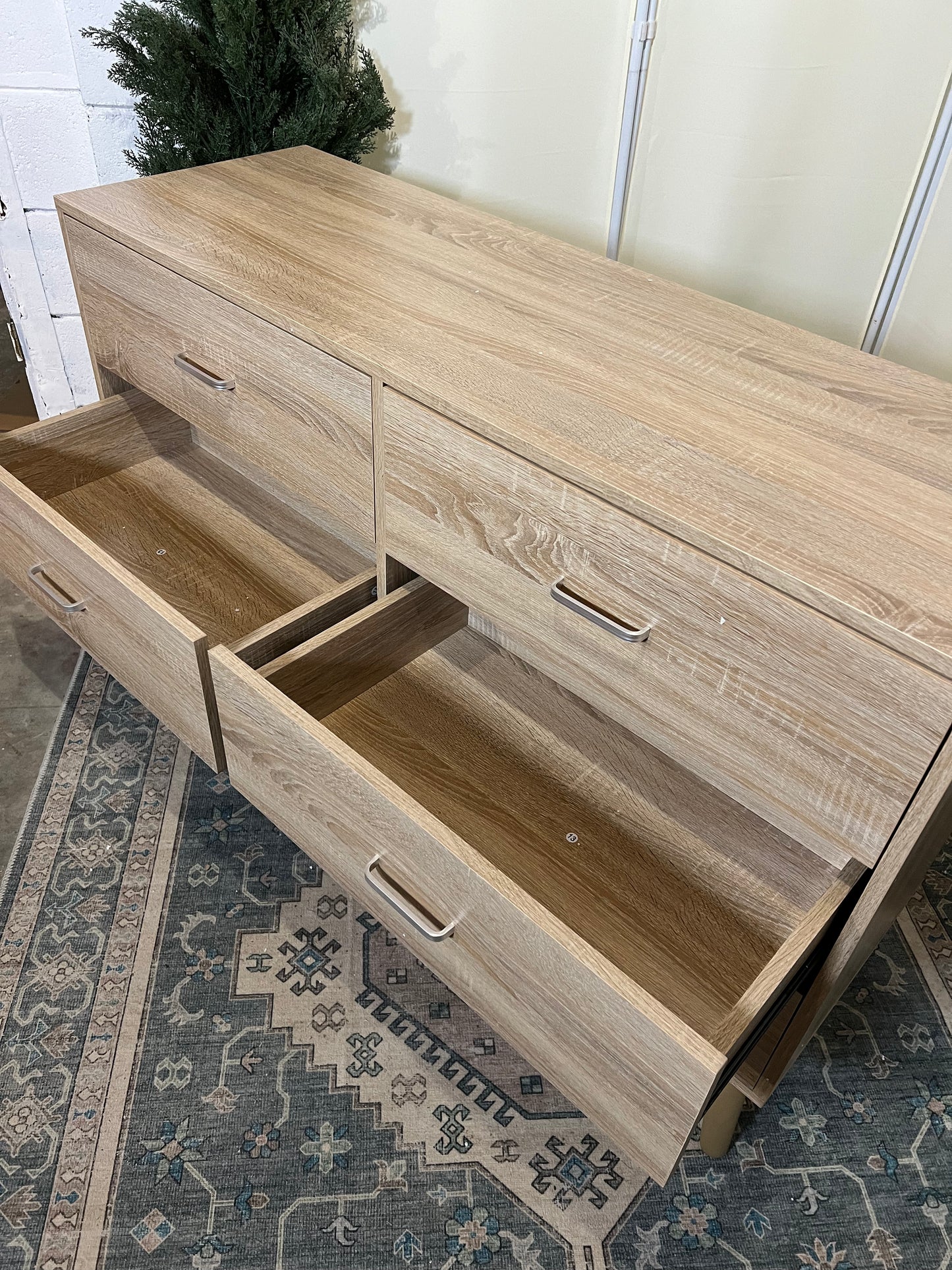 Wood Dresser for Bedroom, 6 Drawer Dresser with Metal Handles, Mid Century Modern Dresser Double Chest of Drawer (Light Oak)