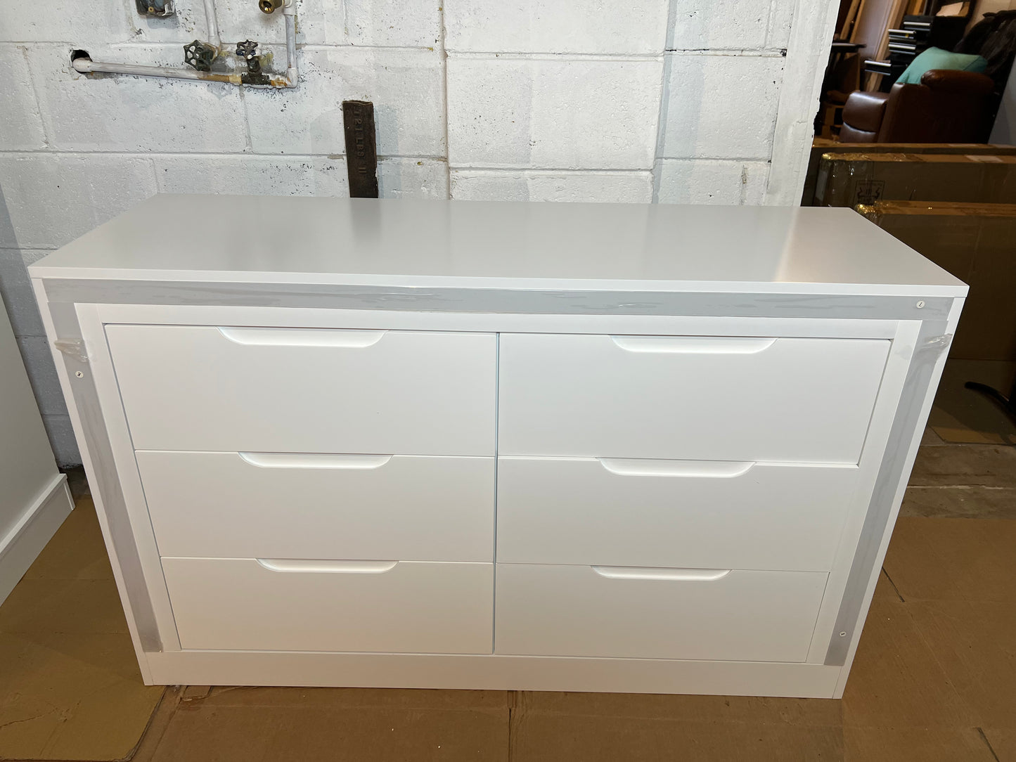 White Dresser,6 Drawer Dresser Modern Wooden Closet Dressers for Bedroom, Living Room, Hallway, Entryway, Cloakroom, or Dressing Room,White