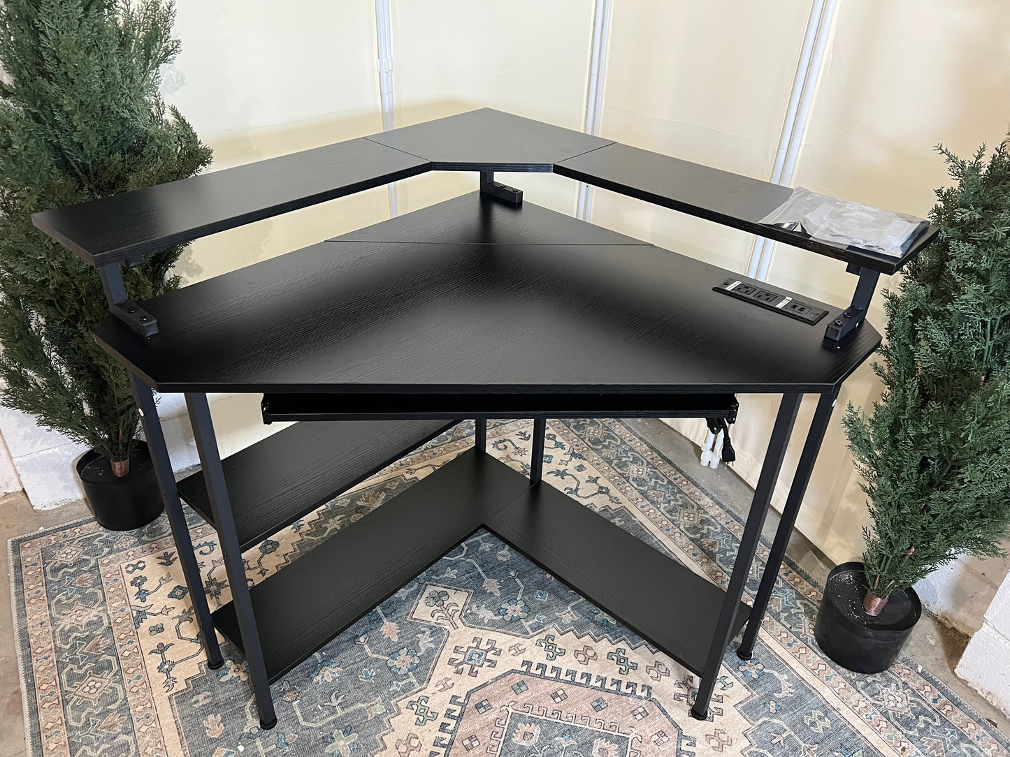 Corner Desk with Charging Station & LED Light, Triangle Corner Desk with Monitor Stand & Keyboard Tray for Small Space, Gaming Computer Desk with Storage Shelves for Home Office (Black)