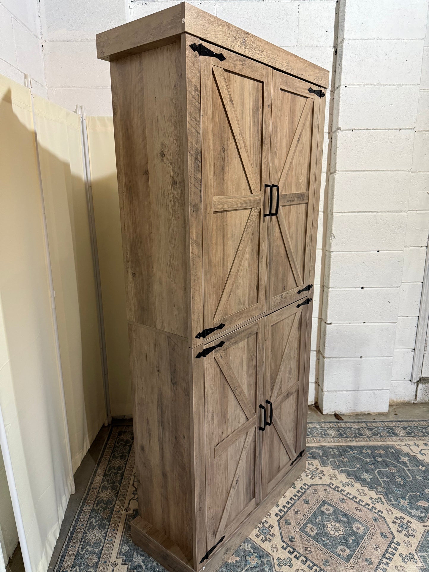 71" Tall Kitchen Pantry,Farmhouse Storage Cabinet with Adjustable Shelves,Load-Bearing Steel Pipe,Farmhouse Pantry Cabinet with 4 Barn Doors,for Kitchen,Dining Room,Living Room(Light Rustic Oak)