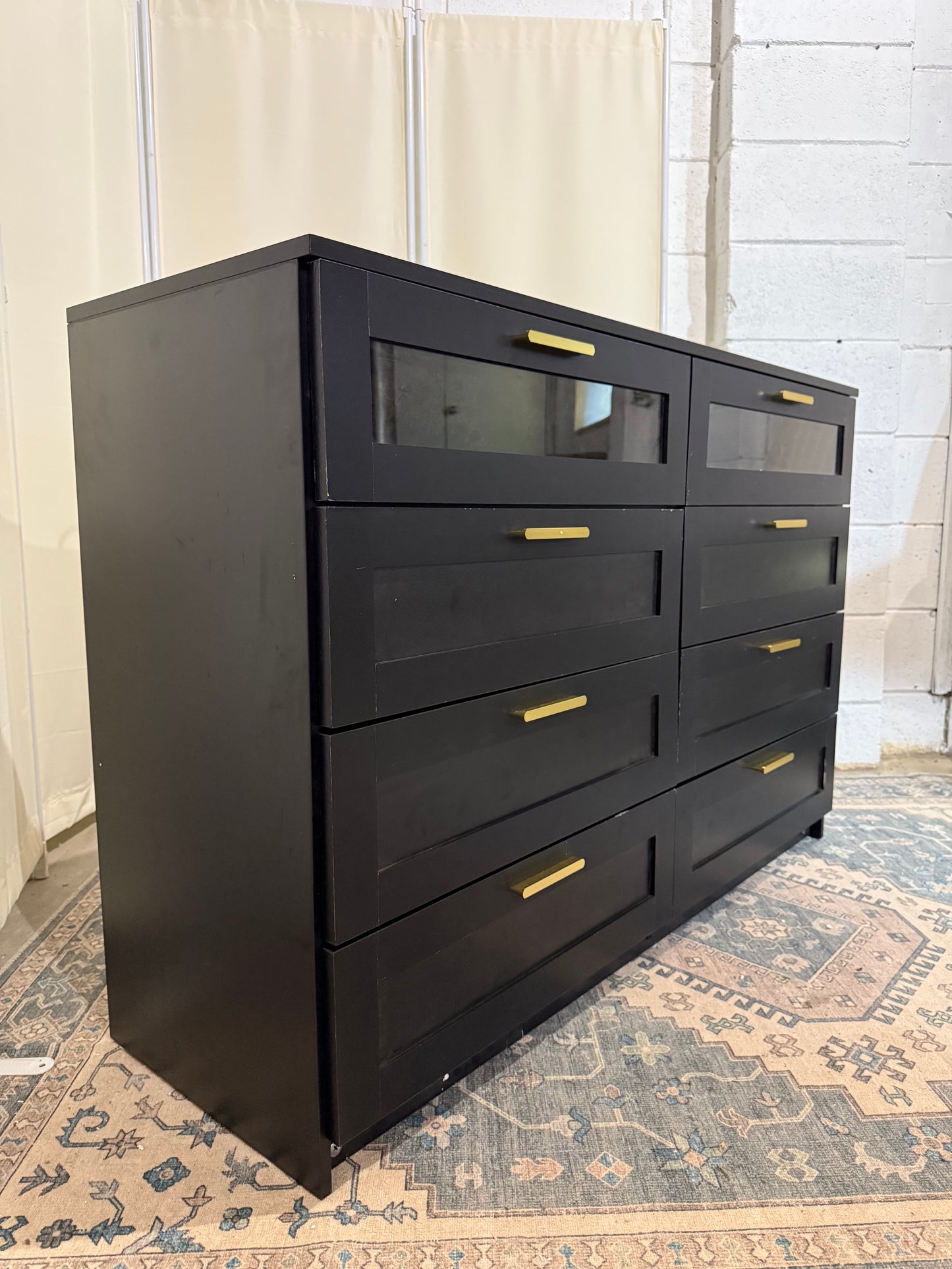 8 Drawers Dresser with Charging Station, White Dresser for Bedroom with LED Lights, Modern Chest of Drawers for Closet, Double Wide Dressers Organizer for Bedroom, Living Room, Entryway (Black)