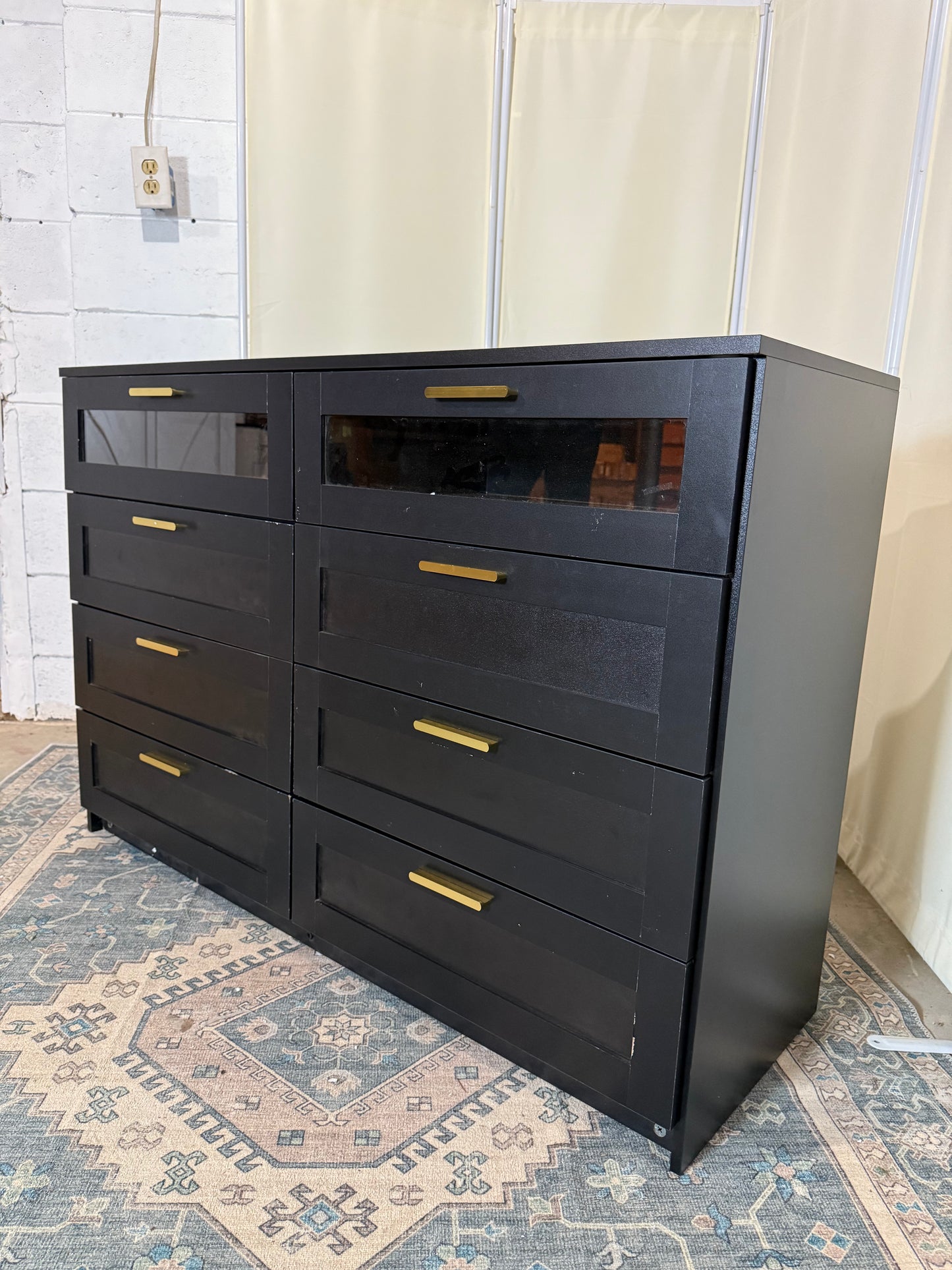 8 Drawers Dresser with Charging Station, White Dresser for Bedroom with LED Lights, Modern Chest of Drawers for Closet, Double Wide Dressers Organizer for Bedroom, Living Room, Entryway (Black)