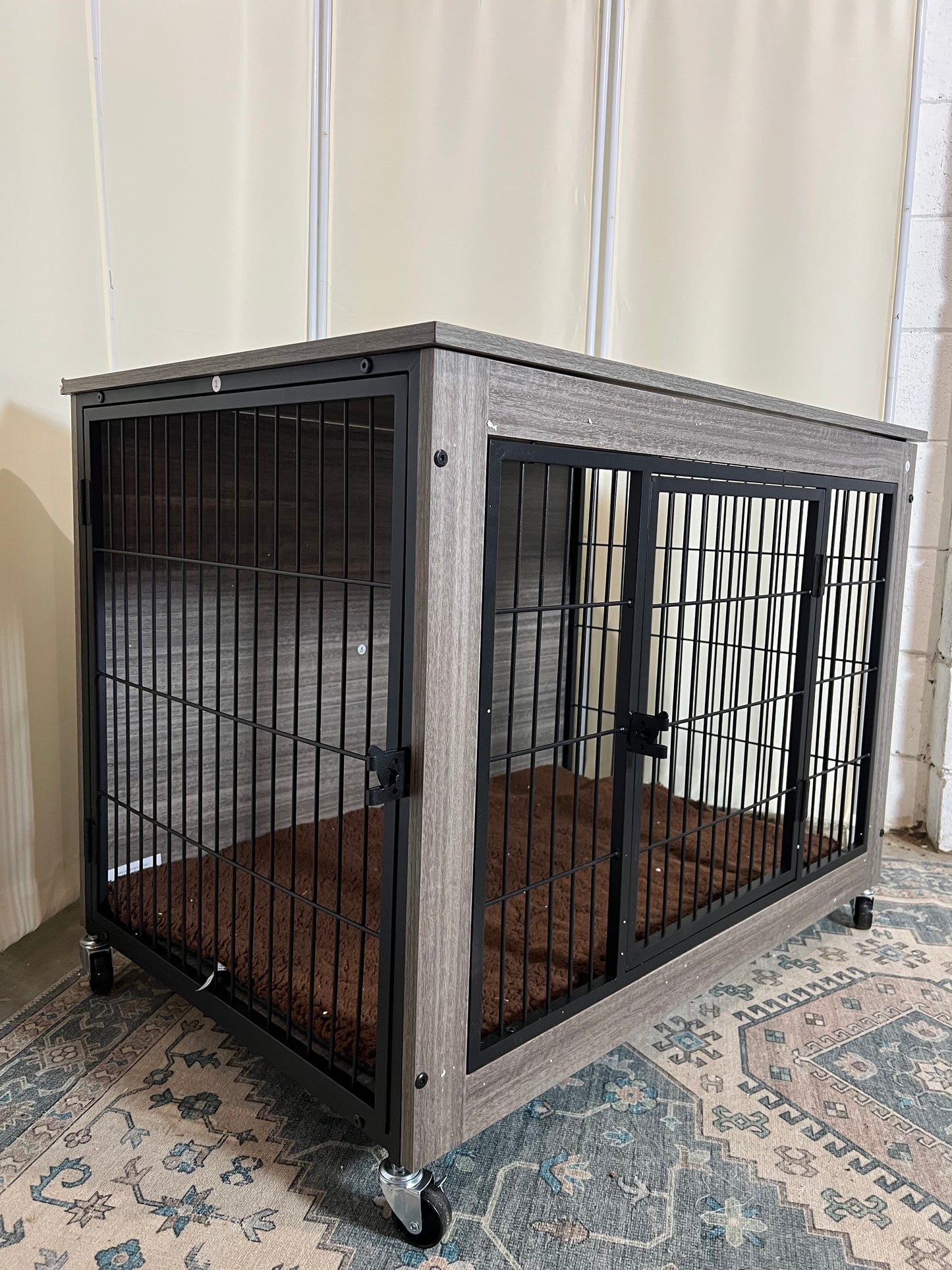 32 Inch Dog Crate Furniture with Cushion, Double Doors Wooden Dog Kennel Cage Indoor with Wheels, Pet House Decorative Side End Table for Small Medium Dogs, Gray