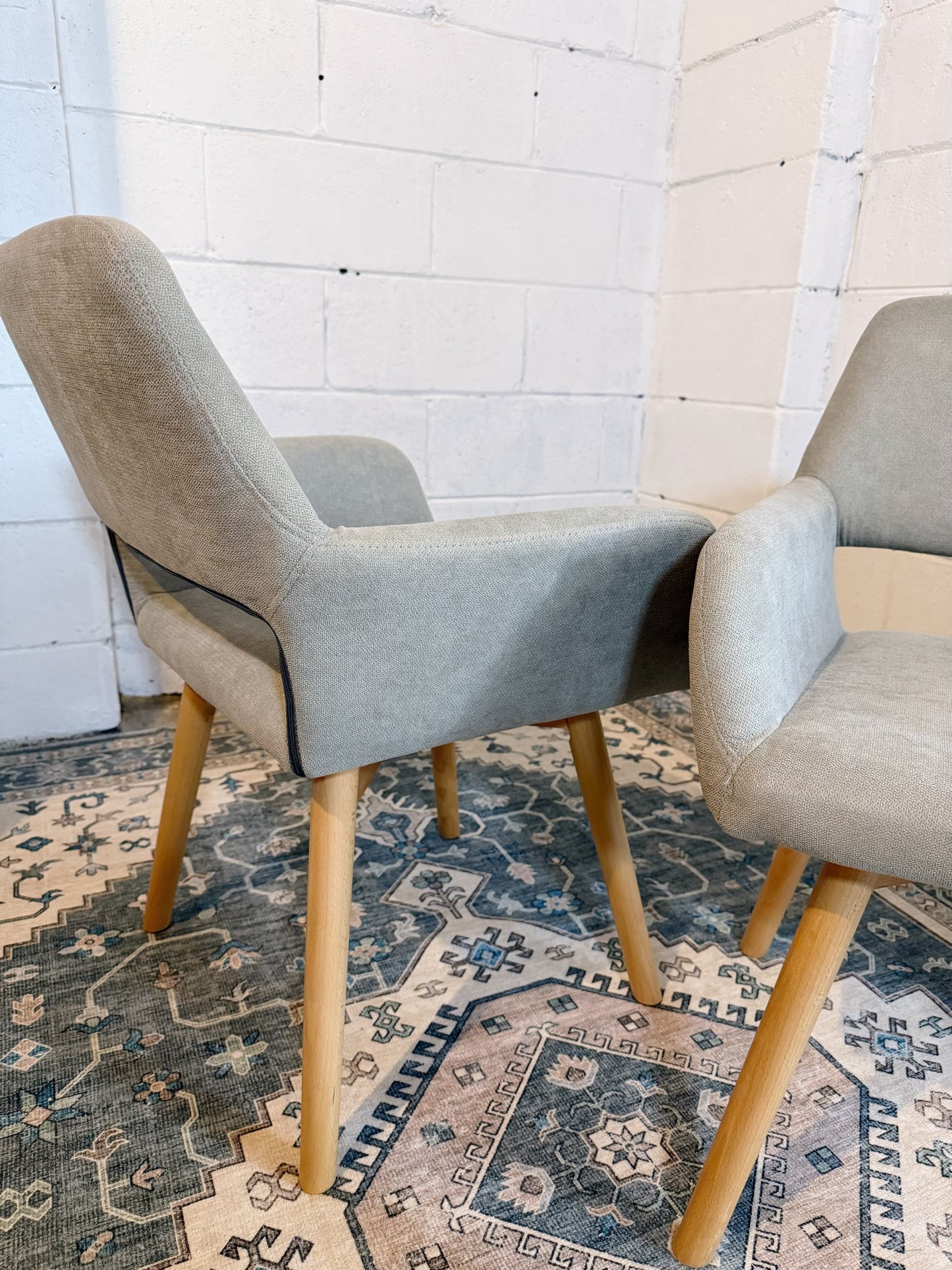 Mid Century Modern Dining Chairs Set of 2 & 4 & 6 Comfy Accent Chair Upholstered Kitchen Dining Living Room Chairs for Bedrooms Waiting Room Home Arm Desk Chair No Wheels