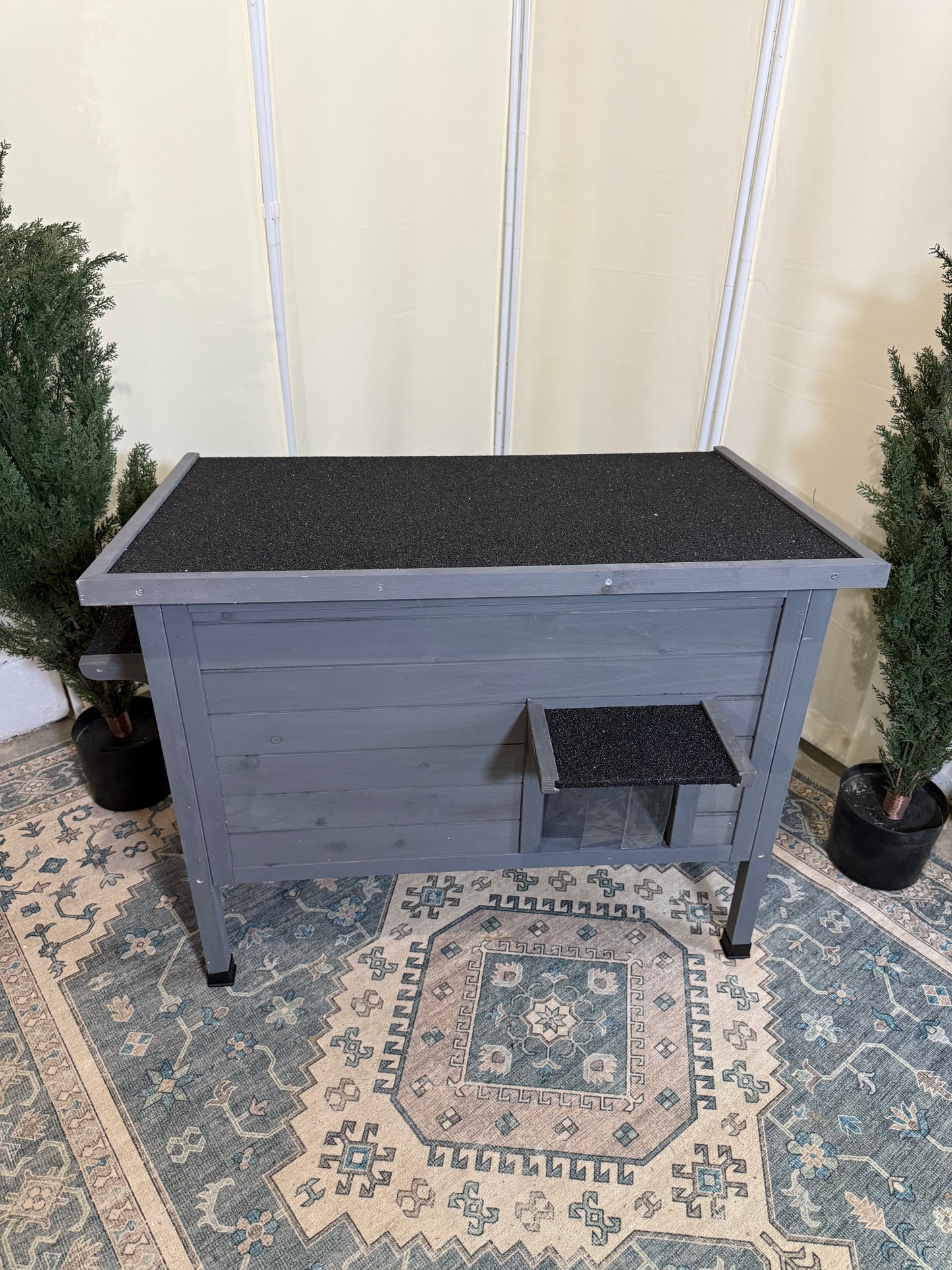 Outdoor Cat House Feral Cat Enclosure cat Houses for Cats Insulated with Escape Door All-Round Foam Weatherproof Winter Shelter-cat Houses Solid Wood Large Size 34.7" L*21.6" W*27.3" H