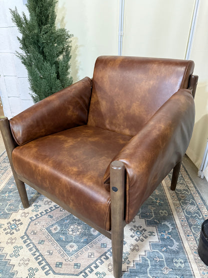 29.5'' Wide Vegan Leather Upholstered Accent Chair with Removable Arm Cushions
