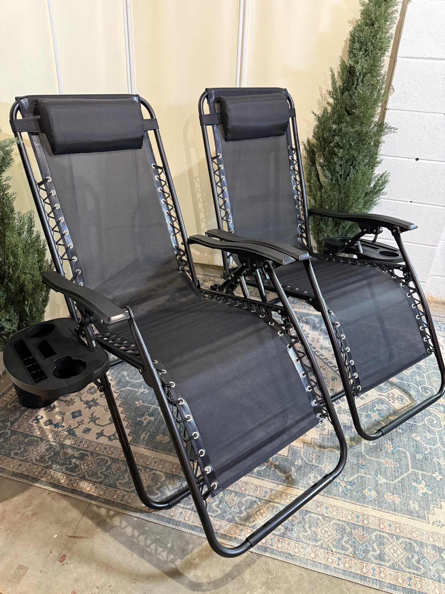 Zero Gravity Lounge Chair Set of 2, Adjustable Folding Mesh Outdoor Reclining Camping Chair w/Pillow & Cup Holder Trays for Lawn Patio Pool Beach, Black