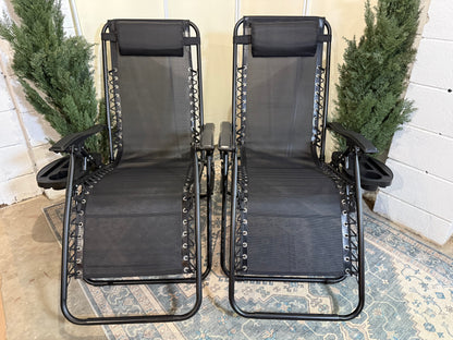 Zero Gravity Lounge Chair Set of 2, Adjustable Folding Mesh Outdoor Reclining Camping Chair w/Pillow & Cup Holder Trays for Lawn Patio Pool Beach, Black