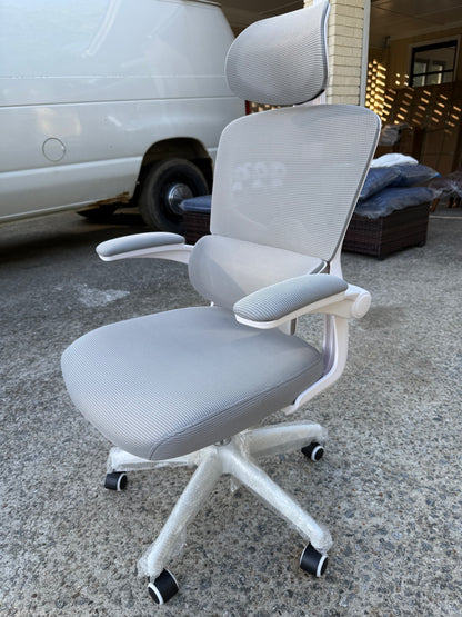 Ergonomic Office Chair with Tilt-Lock, Home Office Desk Chair with Auto Lumbar Support, High Back Mesh Desk Chair with Adjustable Headrest, Swivel Task Chair or Study Room Bedroom,Light Gray
