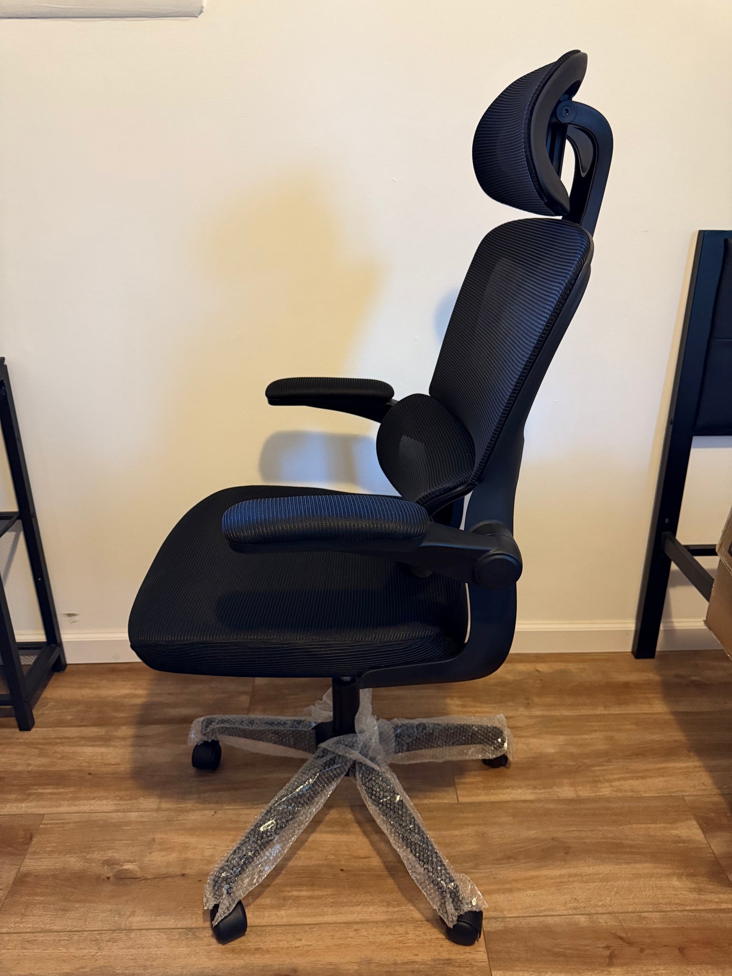Office Chair, High Back Ergonomic Desk Chair, Mesh Desk Chair with Lumbar Support, headrest and Flip-up Armrests, 400lb, Black