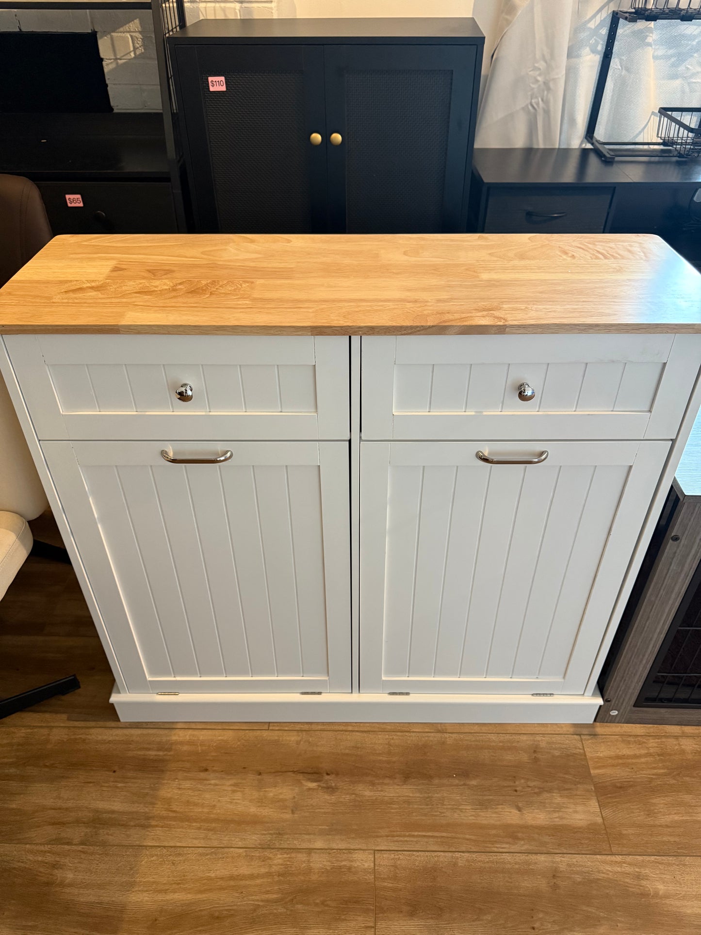20 Gallon Double Tilt Out Trash Cabinet with Charging Station, Upgrade Wooden Free Standing Trash Cabinet with Outlet,Recycling Cabinet with Hideaway Drawer (White)